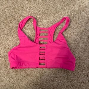 PINK Ultimate Women’s Sportsbra